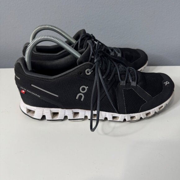 ON CLOUD 5 black/white running shoes size women's 8.5 - Picture 4 of 8